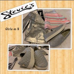 Casual silver sparkle shoes